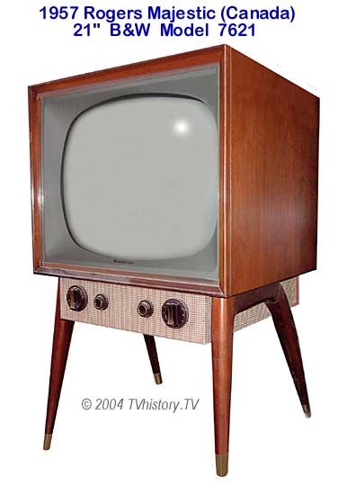 1957 Rogers Majestic Model 7621 Diy Home Bar, Tv Vintage, Console Tv, Vintage Television, Television Set, The Golden Girls, Tv Sets, Old Radios, Box Tv