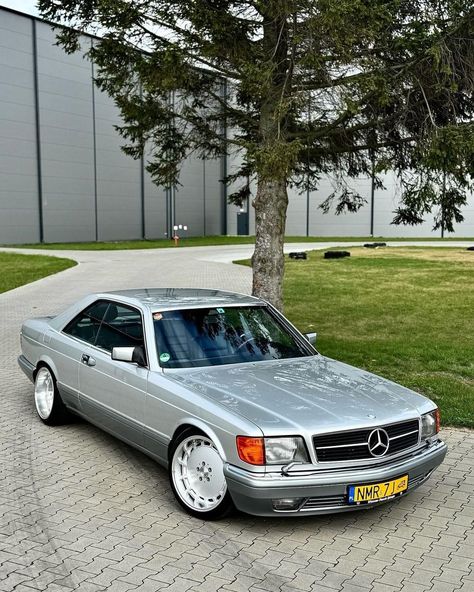 Mercedes 560 Sec, Mercedes S55 Amg, Mercedes Sec, Blacked Out Cars, Mercedes W126, Mercedes Benz Coupe, Old Mercedes, Ford Trucks F150, Mercedes Benz 190