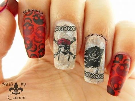 Pirate nails Pirate Nail Art, Pirate Nails, Country Acrylic Nails, Themed Nail Art, Frozen Nails, Diy Pirate, Cute Skull, Nails Cute, Disney Nails