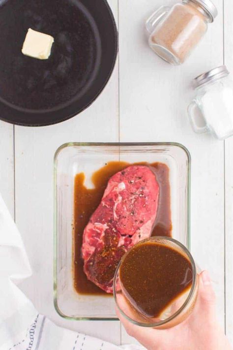 Easy Steak Marinade Marinating Steak, Homemade Steak Marinade, Quick Steak Marinade, Easy Steak Marinade, Recipe For Steak, Steak Marinade Easy, Cheesy Broccoli Casserole, Steak Marinade Recipes, Easy Steak