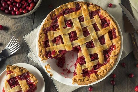 Cranberry Coleslaw, Apple Pear Pie, Crunchy Asian Salad, Pie Night, Cranberry Pie Recipes, Renal Recipes, 30seconds Food, Thanksgiving Pie Recipes, Skillet Bread