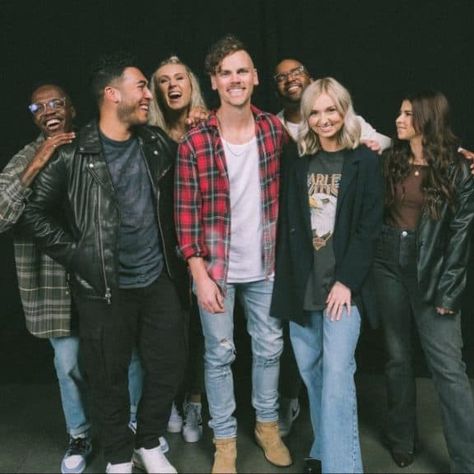 Worship Team Outfits, Worship Outfits, Brandon Lake, Elevation Worship, Worship Lyrics, Contemporary Christian Music, Kari Jobe, Steven Furtick, Worship Team