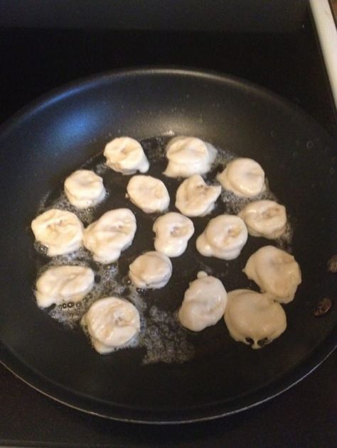 Banana Pancake Bites, Banana Dip, Banana Pancake, Pancake Bites, Banana Slices, Mini Bananas, Banana Pancakes, Fabulous Foods, Om Nom