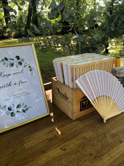 Fan Giveaways Weddings, Katb Ketab Giveaways, Engagement Giveaways Ideas, Garden Party Wedding Ideas, Wedding Giveaways Ideas Philippines, Event Giveaway Ideas, Wedding Giveaways Ideas Souvenirs, Wedding Entry Table, Jewel Tone Wedding Theme