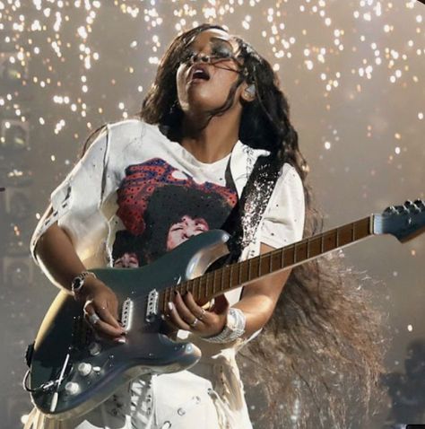 H.e.r Guitar, H.e.r Aesthetic Singer, H E R Aesthetic, Gabriella Wilson, R Aesthetic, Brasil Aesthetic, Aspire To Inspire, I Love Being Black, H.e.r Aesthetic