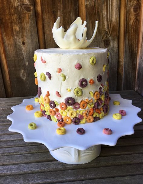 Milk splash cereal birthday cake with fruit loops Splash Birthday Cake, Birthday Cake With Fruit, Cake With Fruit, Milk Splash, Cake Blog, Fruit Loops, Today Is My Birthday, It's My Birthday, Natural Juices