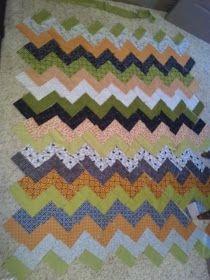 The Little Fabric Blog: Halloween Chevron Quilt Tutorial