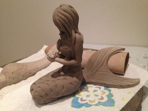 Clay Mermaid Sculpture, Air Dry Clay Mermaid, Clay Mermaid, Ceramic Mermaid, Carved Sculpture, Mermaid Sculpture, Mermaid Statues, Modelling Clay, Sculptures Céramiques