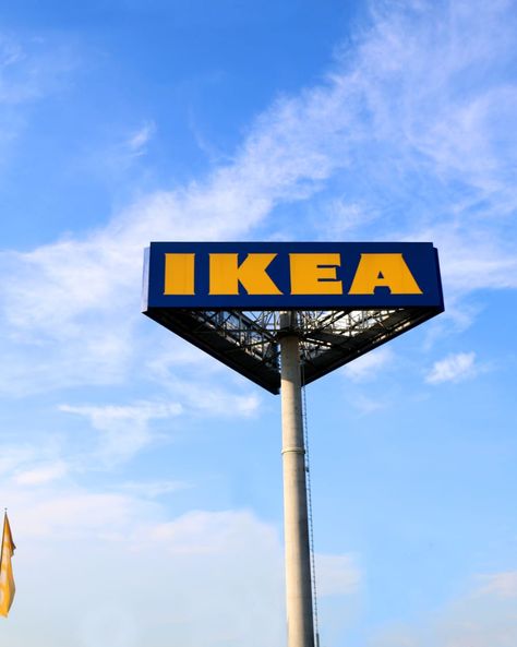 Ikea Logo, Painting Bathroom Tiles, Ikea Stockholm, Tiny House Village, Affordable Rugs, Artificial Potted Plants, Ikea Storage, Wood Panel Walls, Home Trends