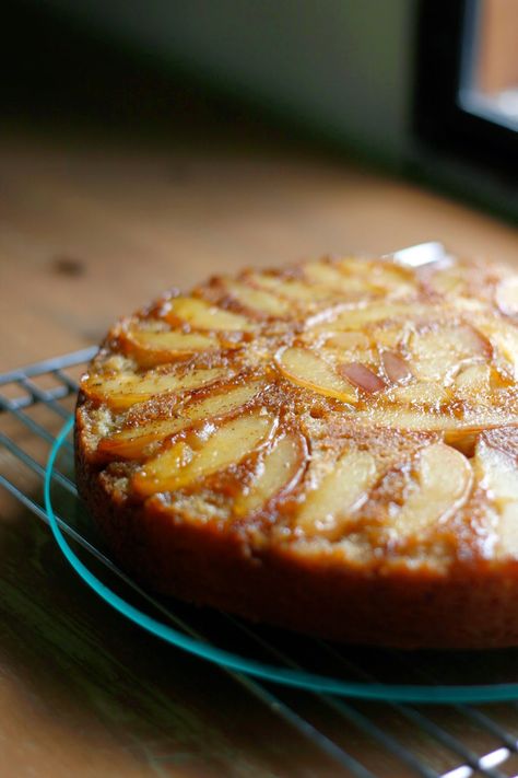 Nectarine Recipes Healthy, Nectarine Dessert, Nectarine Recipes, Summer Baking, My Favorite Recipes, Upside Down Cake, Nectarine, Cake Ingredients, Sweet Cakes