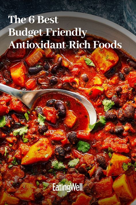 Rich Dinner Recipes, Antioxidant Food, Vegetarian Chili Easy, Rich Recipes, Healthy Meals For One, Dark Leafy Greens, Fast Dinners, Health Dinner, Vegetarian Chili