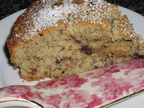 German hazelnut chocolate cake German Hazelnut Cake Recipe, German Hazelnut Cookies, Hazelnut Cake Recipe, German Home, Nut Cake, German Cake, Oktoberfest Food, German Baking, Hazelnut Chocolate