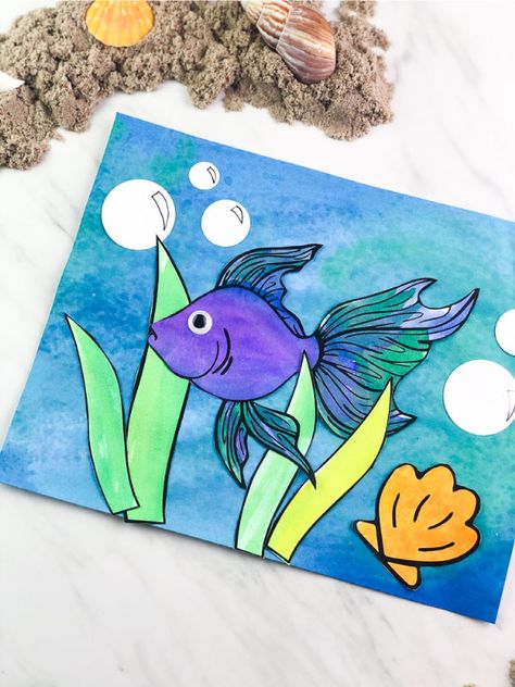 This fish painting is an easy and fun kids art project for children in elementary school. It's perfect for summer and comes with a free printable template to paint. Simple enough to do at school, at home or in daycare settings! #simpleeverydaymom #elementary #kidsartprojects #kidsartwork #summerartforkids #summercrafts #preschool #school #kids #kidscrafts #kidsactivties #ece #earlychildhood #printablesforkids #fishcrafts #kcraftsforkids #summerart Fish Art Project, Fun Kids Art Projects, Seahorse Crafts, Goldfish Art, Art Project For Kids, Reindeer Craft, Ocean Kids, Watercolor Fish, Project For Kids