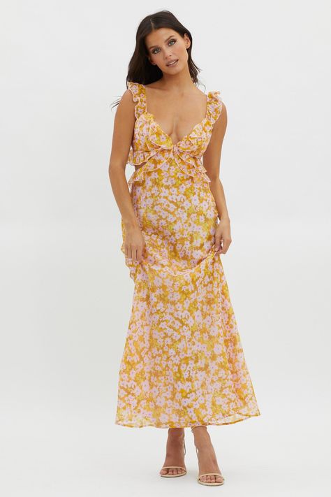 Yellow maxi dress outfit