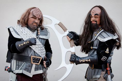 <em>Star Trek </em>Cosplayers as Klingons Star Trek, Size Medium, Comics, Stars