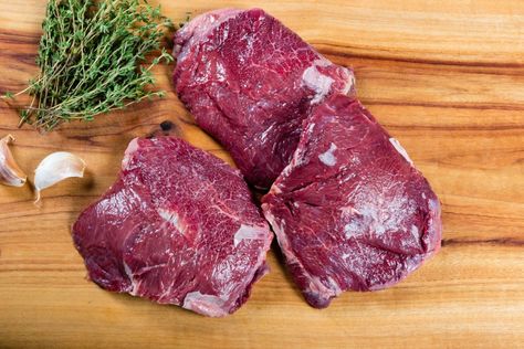 Our Top Tips For Making Delicious Beef Cheek Meat | 21Oak Beef Cheeks Recipe, Osso Bucco Recipe, Gremolata Recipe, Beef Shank, Dinner Games, Beef Cheeks, How To Cook Beef, Smoked Beef, Slow Cooked Beef