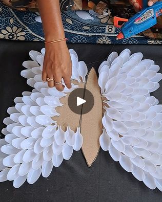 17M views · 105K likes | Awesome Plastic spoons DIY Butterfly room Decor | Awesome Plastic spoons DIY Butterfly room Decor
#diy #reuse #plasticspoons #bestoutofwaste #fun #easy | By Creative ViNiiFacebook Spoon Art Diy, Plastic Spoon Art, Fork Crafts, Spoons Diy, Plastic Spoon Crafts, Butterfly Room Decor, Spoon Craft, Butterfly Room, Spoon Crafts