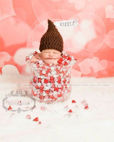 Newborn Valentine Pictures, Baby Boy Valentine Pictures, Valentines Baby Photos, Valentine Pictures, Baby Holiday Photos, Baby Valentines, Diy Newborn Photography, Valentine Photo Shoot, Boy Photo Shoot