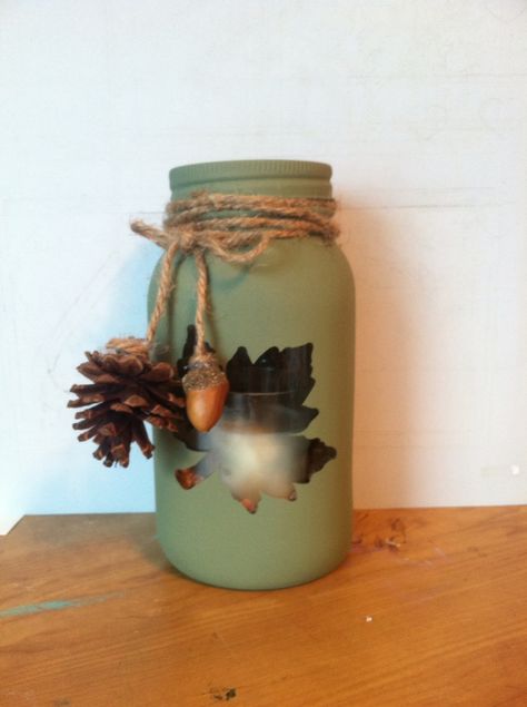 Easy Recycled Crafts, Fall Mason Jar Crafts, Fall Jars, Mason Jar Art, Fall Mason Jars, Hand Painted Bottles, Easy Fall Crafts, Diy Glass Bottle Crafts, Jar Art