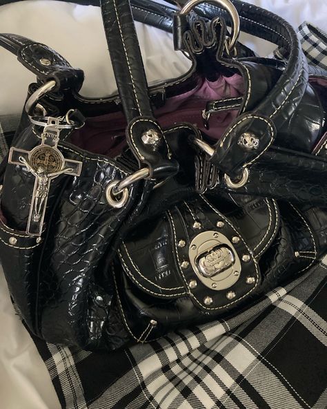 Big Purse Aesthetic, Purses Y2k, Gothic Bags, 2000s Purse, Y2k Purse, Gothic Bag, Vintage Designer Bags, Decorated Bags, Pretty Bags