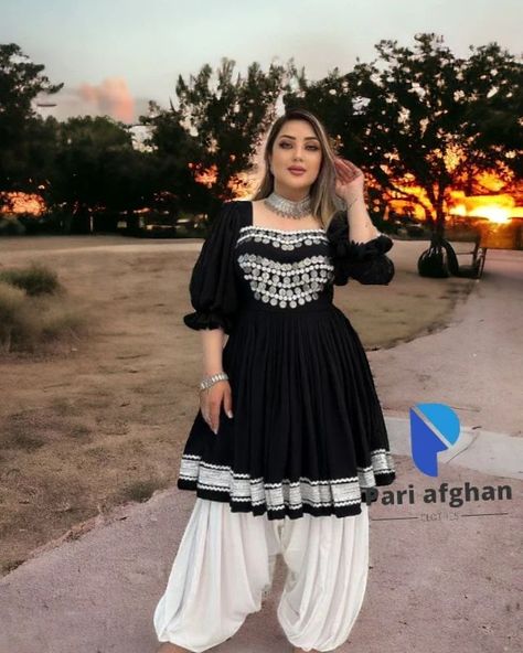 Summer Collection Afghan Dress DM To Place An Order WhatsApp +92 316 5279262 For more details please DM to place an order colour can be changed 𝐒𝐡𝐢𝐩𝐩𝐢𝐧𝐠: 𝐖𝐨𝐫𝐥𝐝𝐰𝐢𝐝𝐞 𝐃𝐇𝐋, 𝐒𝐤𝐲𝐧𝐞𝐭, 𝐅𝐞𝐝𝐄𝐱 . . . #aryanasayeed #kuchidress #afghansinger #afghandresses #afghanclothes #afghanmodel #aryanasayeedofficial Goth Outfit Ideas, Afghani Clothes, Afghan Dress, Womens Trendy Dresses, Afghan Fashion, Afghan Clothes, Fancy Dresses Long, Afghan Dresses, Trendy Dress Outfits