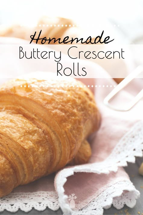 Croissant Rolls, Homemade Crescent Rolls, Homemade Croissants, Crescent Recipes, Dinner Roll, Croissant Recipe, Yeast Bread Recipes, Dinner Rolls Recipe, Crescent Roll Recipes