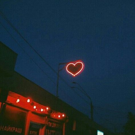 𝒄𝒐𝒔𝒎𝒊𝒄𝒈𝒐𝒕𝒉♡ ⋮ 𝒊𝒈: @𝒃𝒓𝒂𝒏𝒅𝒚𝒓𝒕𝒐𝒓𝒓𝒆𝒔 Neon Sign, A Heart, Red Heart, At Night, Neon, Building, Red