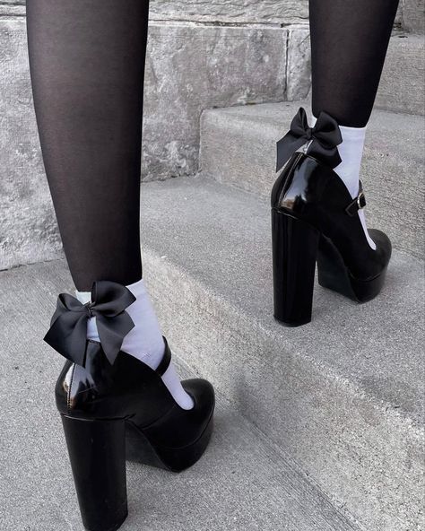 Bow socks, platform mary jane heels, coquette, girly Mary Janes With Socks, Mary Jane Heels Outfit, Mary Jane Boots, Heels Coquette, Mary Janes Heels, Mary Jane Platforms, High Heel Flip Flops, Black Mary Jane Heels, Bow Socks