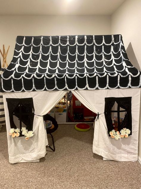 Diy Pvc Fort, Pvc Playhouse Diy, Pvc Pipe Fort, Pvc Playhouse, Kids Playpen, Indoor Playhouse, Diy Playhouse, Sensory Room, Diy Kids Toys