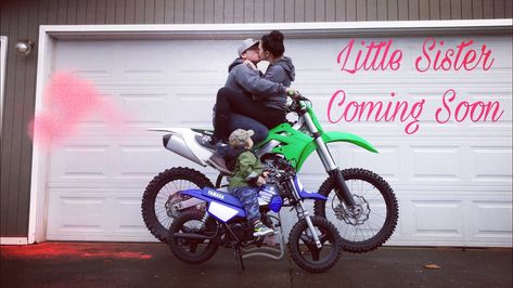 Snowmobile Gender Reveal, Gender Reveal Dirtbike, Motocross Gender Reveal, Dirtbike Gender Reveals, Dirt Bike Gender Reveal, Born Baby Pics, Gender Reveal Unique, Baby Number 2, Gender Reveal Themes