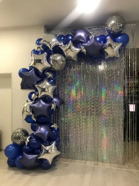 Sky Full Of Stars Theme Party, Sky Theme Party Decoration, Blue Disco Theme Party, Midnight Theme Party, Blue Disco Party, 17th Birthday Themes, Prom Decoration Ideas For Home, 18th Birthday Party Ideas At Home, Star Balloon Arch