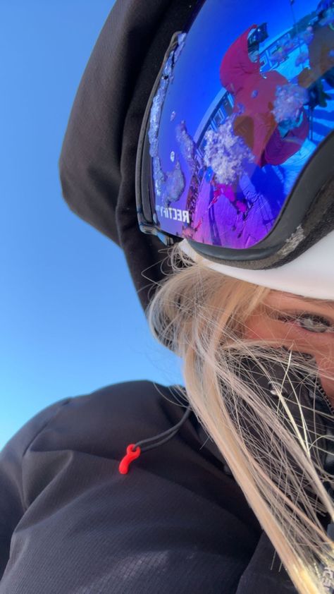 Skiing, Ski goggles, blonde hair, blue eyes Snowboard Hairstyles, Skiing Hair, Ski Photoshoot, Snowboarding Fits, Skiing Hairstyles, Ski Hair, Snowboarding Mountains, Skiing Goggles, Ski Fits