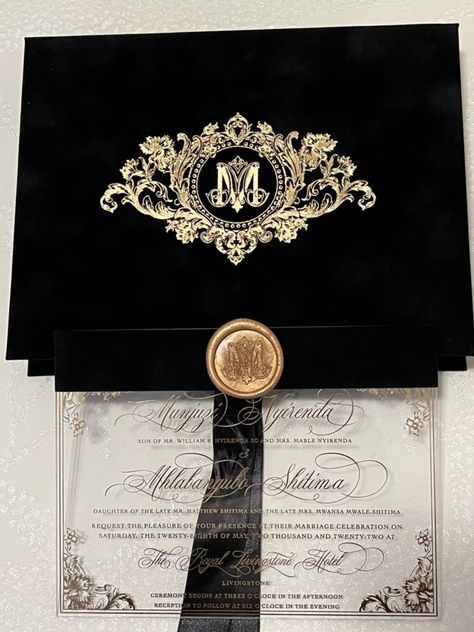 Black Quinceanera Invitations, Black Quince Invitations, Royalty Invitations, Black Quinceanera Theme, Royalty Wedding Theme, Black And Gold Wedding Invitations, Royalty Theme, Black And Gold Invitations, Royal Wedding Invitation