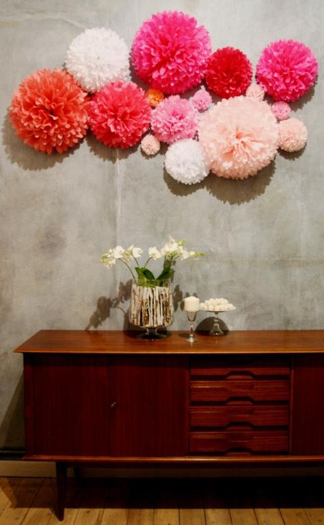 Tissue Pom Pom Backdrop, Tissue Paper Pom Poms Classroom Decor, Pom Pom Art Wall, Pom Pom Background, Tissue Pom Poms Decorations, Pompom Wall Decor, Pom Pom Flower Wall, Pom Pom Wall Decor, Pom Pom Decor Ideas