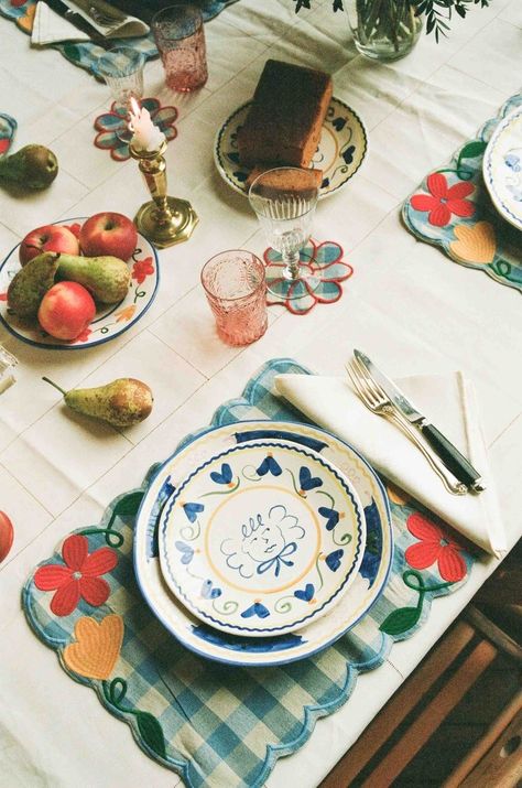 Shop — Willlemien Katie White, Pink Placemats, Contemporary Victorian, Contemporary Pottery, Room Paint Colors, Flower Plates, Pure Joy, Blue Plates, Linen Placemats