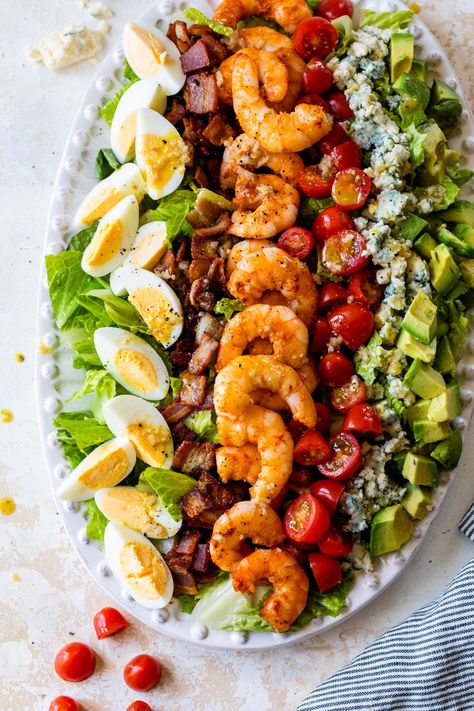 Shrimp Cobb Salad Shrimp Chopped Salad, Pappadeaux Seafood Cobb Salad, Shrimp Cobb Salad Recipes, Shrimp Salad Recipes Healthy Low Carb, Shrimp And Salad Recipes, Cold Shrimp Salad Recipes Healthy, Salad With Boiled Egg, Shrimp And Spinach Salad, Salad With Seafood