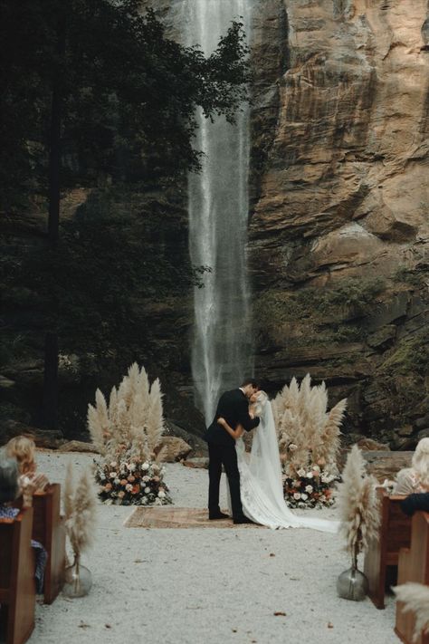 Toccoa Falls Wedding | Georgia Elopement Photographer | Tiffany and Thomas’s intimate wedding had beautiful warm tones and pampas grass. See lots of intimate wedding photos, mermaid wedding dress inspiration, outdoor wedding inspiration, waterfall wedding ceremony, and Georgia weddings. Book your adventurous wedding photographer at www.thistlewoodphoto.com Georgia Elopement, Toccoa Falls, Intimate Wedding Photos, Fall Wedding Ceremony, Waterfall Wedding, Outdoor Wedding Inspiration, Grass Wedding, Wedding 2025, Elopement Ceremony