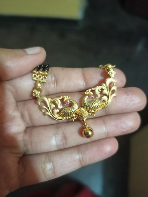 Muthina Hara, Long Nallapusalu, Mangalsutra Pendant, Gold Earrings For Kids, Temple Jewellery Earrings, Pendant Designs, Gold Peacock, Simple Gold Earrings, Locket Design