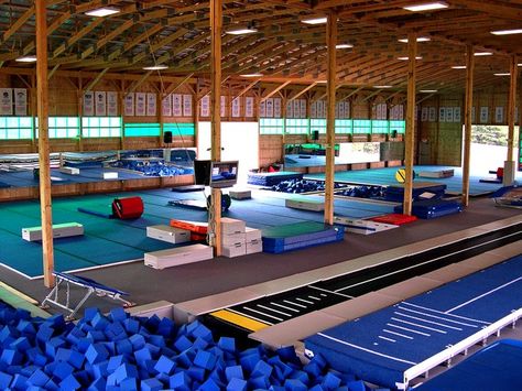 Gymnastics Gym Layout, Woodlands Elite, Dream Neighborhood, Sport Facility, Gym Building, Cheer Gym, Gymnastics Center, Nyc House, Gymnastics Room