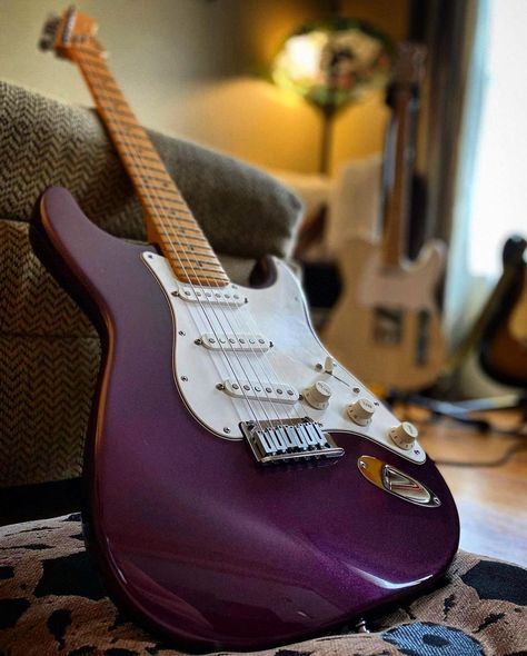 Purple Stratocaster, Guitar Colors, Edit Pic, Fender Strat, Fender Guitar, Guitar Gear, Beautiful Guitars, Fender American, Fender Telecaster