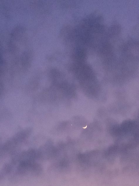 purple aesthetic moon picture Gray And Purple Aesthetic, Dusty Purple Aesthetic, Blueish Purple Aesthetic, Muted Purple Aesthetic, Moon Aesthetic Purple, Friends Aesthetics, Purple Skies, Clouds Aesthetic, Random Aesthetics