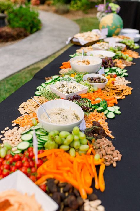 This wedding grazing table is not only stunning but is full of delicious hummus, crackers, veggies, fruit and cheese. It is easy to put together, it's economical and your guests are going to love it!  It is the perfect way to celebrate your wedding day or any special occasion. #ideas #wedding #howtomakea #cheap #parties #DIY Cheap Appetizers For Wedding, Simple Grazing Table Ideas Wedding Reception, Fruit And Veggie Charcuterie Table, Cocktail Hour Food Diy, Graze Table Ideas Diy, Diy Graze Table, Diy Wedding Appetizer Table, Wedding Reception Treats, Grazing Table For 300 People