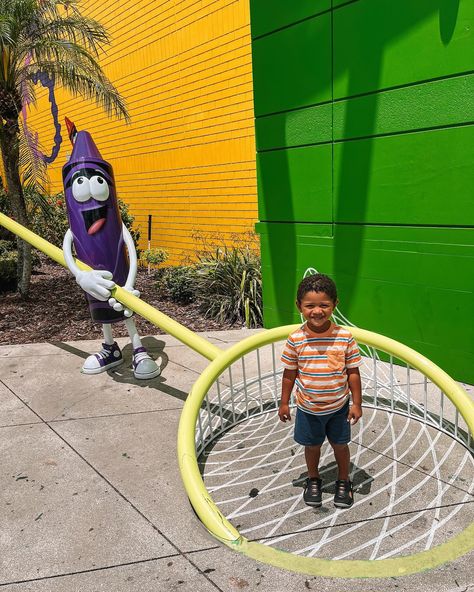 Visiting Crayola Experience Orlando is our favorite indoor family activity to beat this Florida heat! {ad} 🌈🖍️ There are so many hands on activities like creating your own crayon, coloring Scribble Scrubbies, drip art, melt and mold your very own shaped crayon, and my favorite - the kaleidoscope plus there’s even more including a huge playground and snacks! 🖍️ 📍 Crayola Experience Orlando - located in the Florida Mall 💰Save $5 OFF full-price General Admission tickets with promo code: CEFun... Scribble Scrubbies, Huge Playground, Crayola Experience Orlando, Crayola Experience, Crayon Coloring, Florida Mall, Indoor Family, Drip Art, Admission Ticket