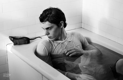 When He Was All Wet in the Bath and You Needed to Join Him Evan Peters, Hair