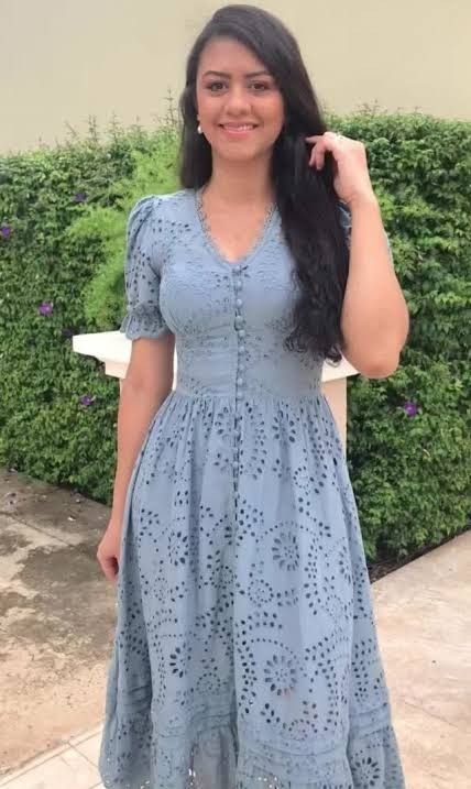 Middy Dress Casual Indian, Middies For Women Party, Middie Dress Casual, Middy Dress, Women Dresses Casual Summer, Simple Frock Design, Casual Frocks, Simple Frocks, Frock Patterns