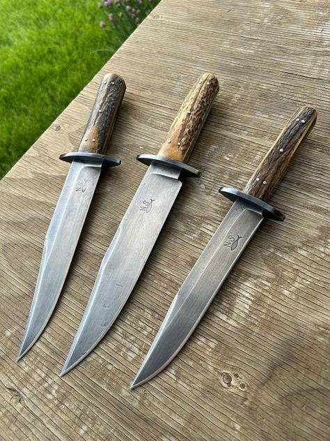 Apocalypse Survival Gear, Antler Knife, Forging Knives, Handcrafted Knife, Forged Knife, Bushcraft Knives, Cool Swords, Cool Knives, Bowie Knife