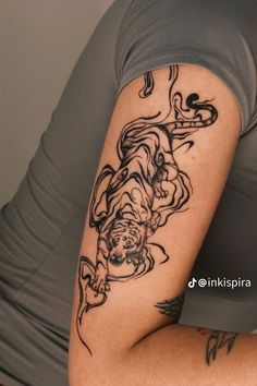 Leo Tiger Tattoo, Tiger Henna Tattoo, Large Delicate Tattoo, Tiger Tattoo Calf, Knee Tiger Tattoo, Unique Strength Tattoo Ideas, Cool Tattoos For Women Arm, Tiger Tattoo Aesthetic, Elegant Tiger Tattoo