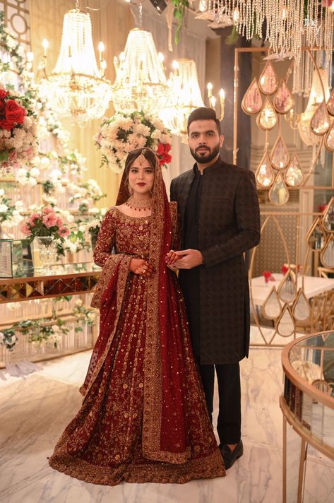 Red Shaadi Outfit, Simple Pakistani Bridal Dress, Bride Barat Dress, Barat Wedding Dress, Haris Shakeel Bridal Dresses, Barat Lehnga Pakistani Bridal, Pakistani Barat Brides Dresses, Barat Brides Pakistani Bridal, Nikah Dress Pakistani Brides Red