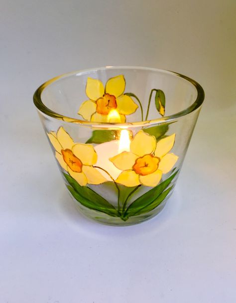 Hand painted Daffodils tea light holder Daffodil Design, Table Bathroom, Hand Painted Glassware, Small Candle Holders, Tea Light Holders, Painting Glassware, Candle Cup, Tealight Holder, Cup Tea