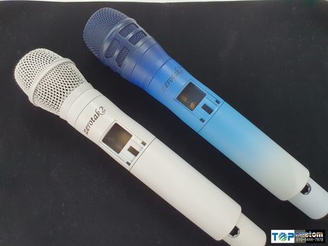 White Microphone Aesthetic Kpop, 7 Microphones Kpop, Microphone Kpop Idol, 5 Microphones Kpop, Michael Jackson Tour, Music Mic, Blue Microphones, Music Supplies, Dream Music